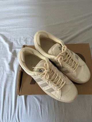 Adidas campus