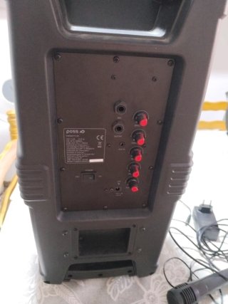 Altavoz Portátil Bluetooth con Radio