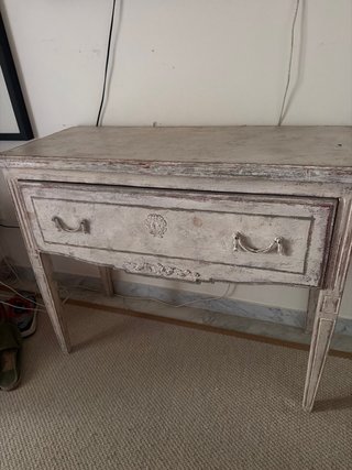 Cómoda antigua de madera