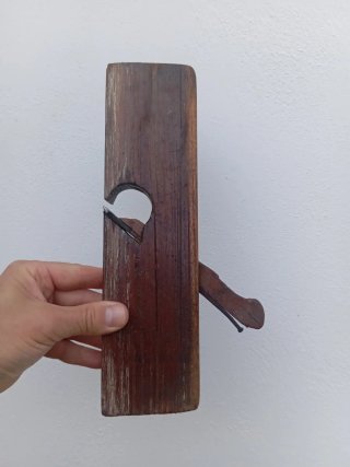 Cepillo de carpintero de madera
