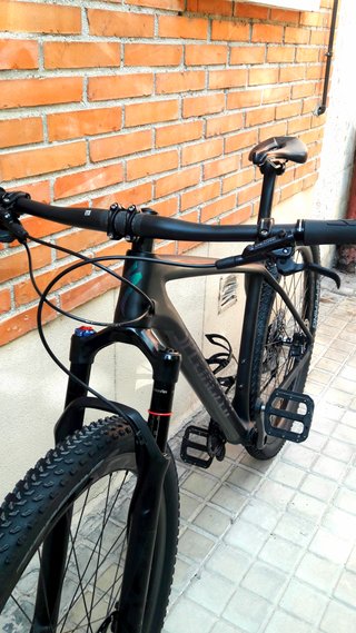 SPECIALIZED EPIC HARDTAIL FULL CARBON. Talla L