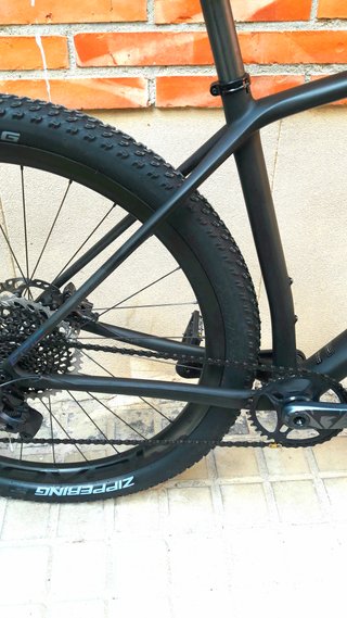 SPECIALIZED EPIC HARDTAIL FULL CARBON. Talla L