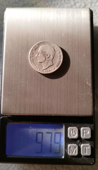 A spot difíciles 2 pesetas plata 1884