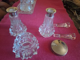 Juego Tocador Cristal Tallado y Plata Antiguo