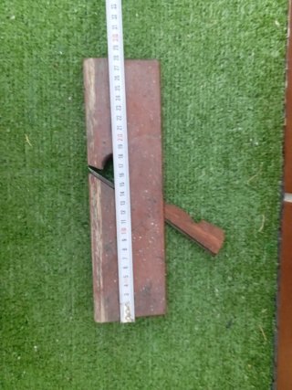 Cepillo de carpintero de madera