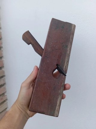 Cepillo de carpintero de madera