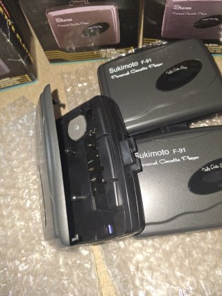 Lote 3 Walkman Sukimoto F-91 Cassette