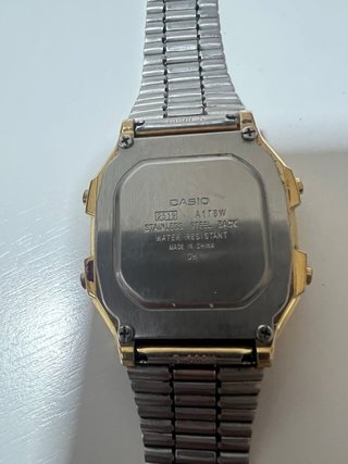 Reloj Casio Dorado
