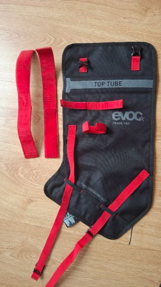 Maleta semi-rígida para bicicleta EVOC 100415100