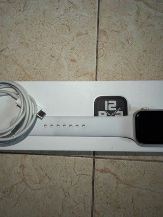 Apple Watch SE 40mm Plata/Blanco