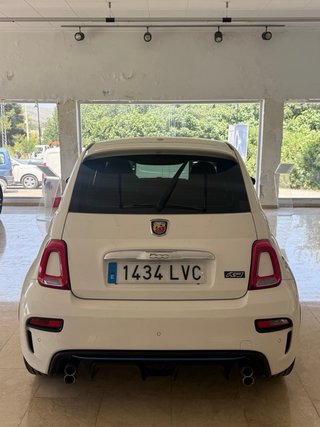 Abarth 595 2021