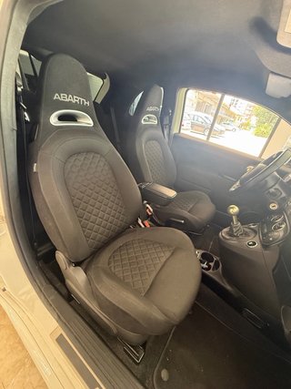 Abarth 595 2021