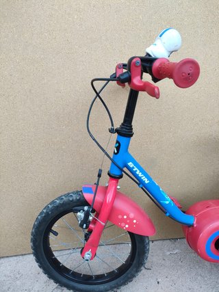 Bicicleta infantil azul y rosa