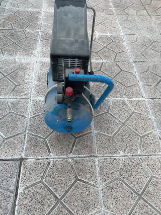 Compresor de aire azul