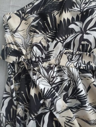 Vestido asimétrico estampado talla S