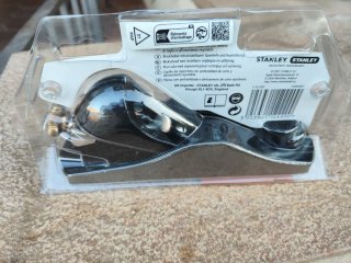 Cepillo manual Stanley 180mm / 7