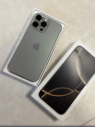 iPhone 16 Pro Max 256GB Titanio Natural + Factura.