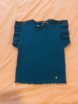 Top azul con brillos. Sin usar, con etiqueta.