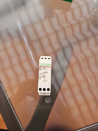 RM4TR32 Schneider Electric Temporizador