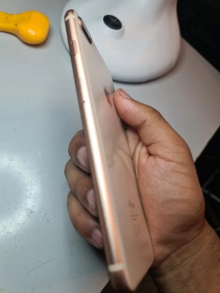 iPhone 8 Plus Dorado
