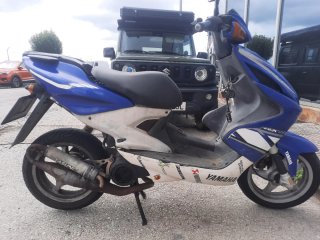 Yamaha aerox 100