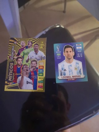 Cromos fútbol Panini Míticos Invencible Messi