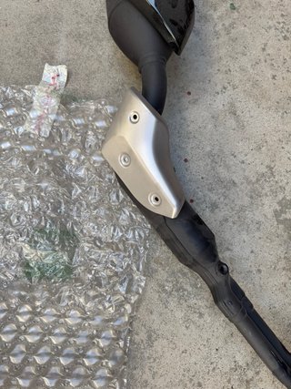 Tubo de escape T MAX 560CC