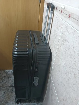 Maleta Grande Nueva 23kg Negra