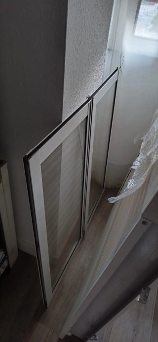 Ventana aluminio corredera con persiana .Blanco