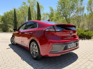 Hyundai IONIQ 1.6 GDI PHEV Tecno DCT