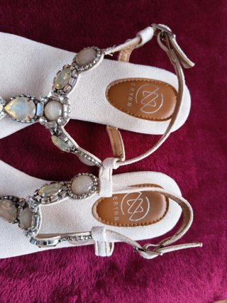 Sandalias
