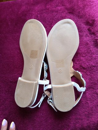Sandalias