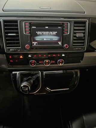 Volkswagen Multivan 2016