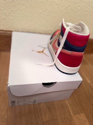 Air Jordan 1 Mid SE Multicolor
