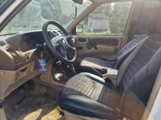 Nissan Terrano II 2000