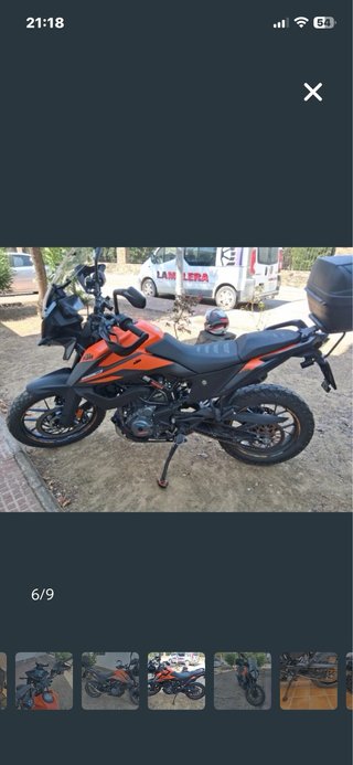 KTM 390 Adventure Naranja y Negra