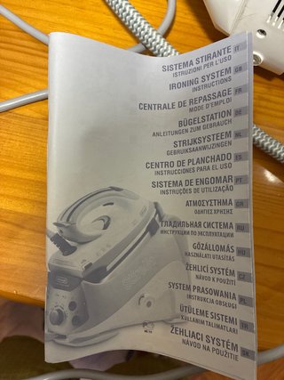 Centro de Planchado Delonghi Stirella
