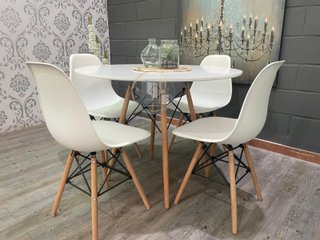 ️ Comedor mesa + 4 sillas estilo nórdico – Nuevo