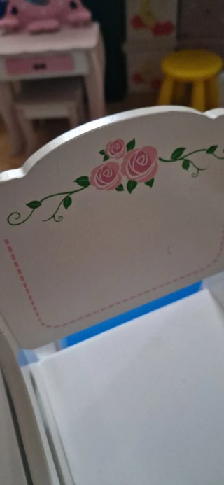 Sillita y vestidor bebe de juguete