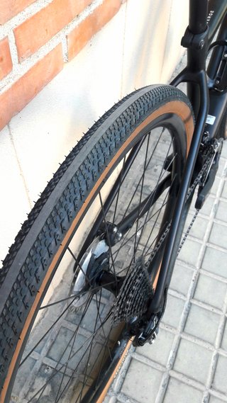 GRAVEL SPECIALIZED DIVERGE COMP CARBONO. Talla SM