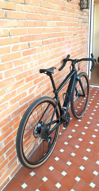 GRAVEL SPECIALIZED DIVERGE COMP CARBONO. Talla SM