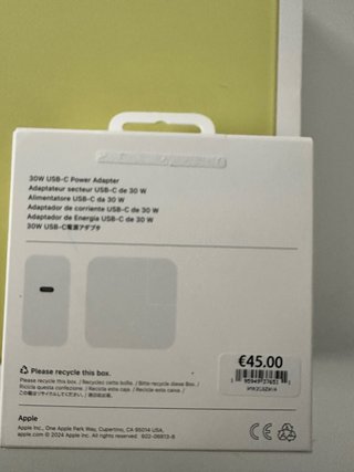 MacBook Neo Cítrico + Cargador original + factura