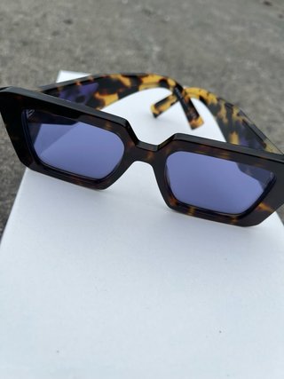 Gafas de sol Prada Tortoise