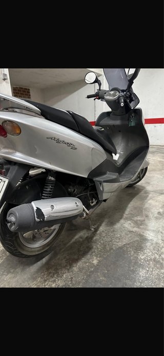 Yamaha Majesty 180 Plata
