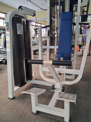 Lote de máquinas de gimnasio