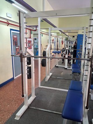 Lote de máquinas de gimnasio