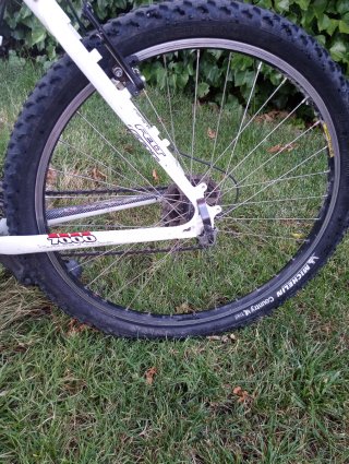 Bicicleta Felt 26 MTB