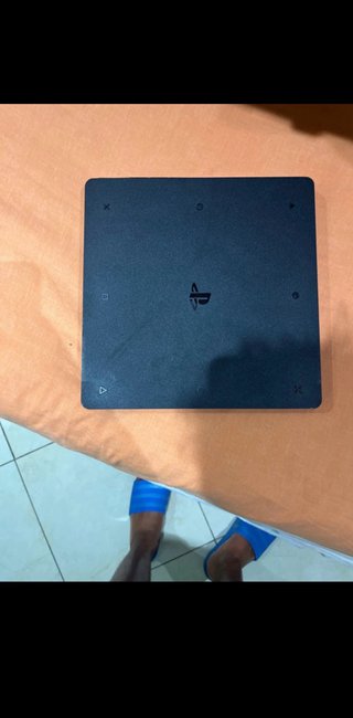 Playstation 4 Slim 870GB