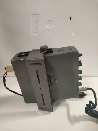 Emisora Radioaficionado Intek Gris