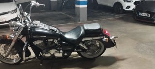 Moto honda shadow vt 750